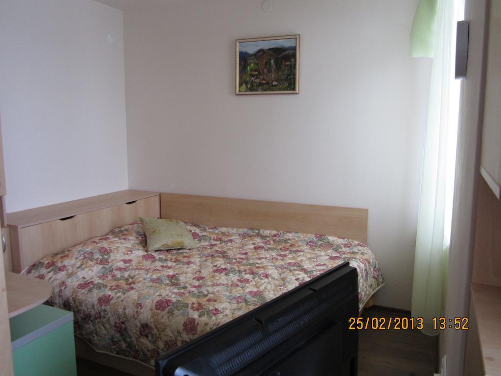 Aparthotel Pine Hills 팜포로보 객실 사진