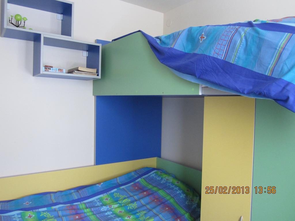Aparthotel Pine Hills 팜포로보 객실 사진
